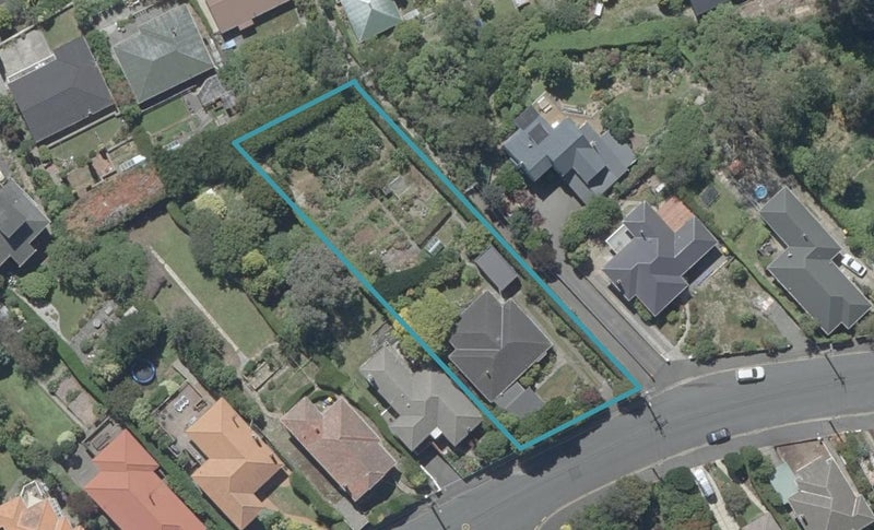 167 Signal Hill Road, Opoho, Dunedin - Carousel 1