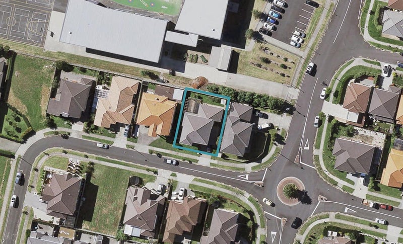 39 Kestev Drive, Flat Bush, Auckland - Carousel 1
