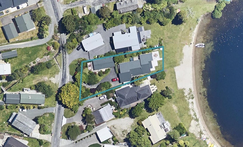 7 Steep Street, Lake Okareka, Rotorua - Carousel 1