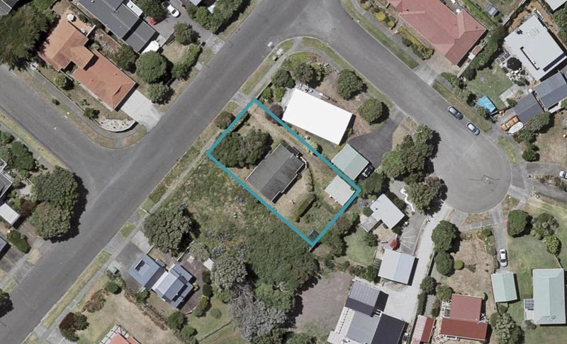 164 Tutere Street, Waikanae Beach, Waikanae - Carousel 1