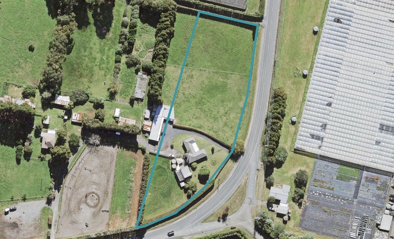 181 Riverhead Road, Kumeu - Carousel 1