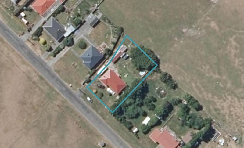 24 Karaka Street, Tokomaru, Palmerston North - Carousel 1