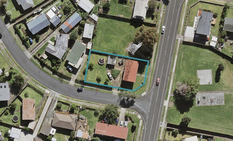 33 Harania Avenue, Favona, Auckland - Carousel 1