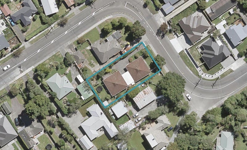 1/54 Heretaunga Square, Silverstream, Upper Hutt - Carousel 1