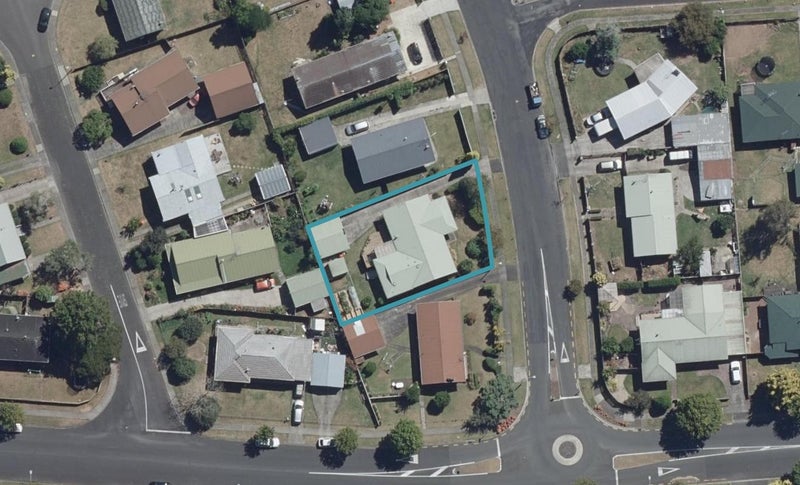 3 Maple Avenue, Dinsdale, Hamilton - Carousel 1