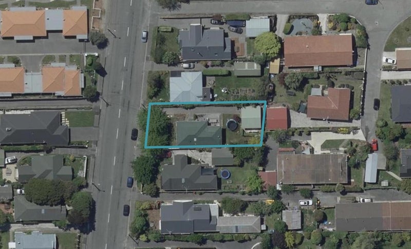 32 Birdwood Avenue, Beckenham, Christchurch - Carousel 1