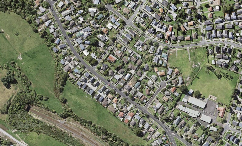 34A Apirana Avenue, Glen Innes, Auckland - Carousel 1