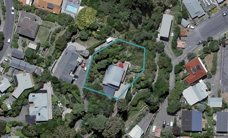 18 Pinelands Avenue, Seatoun, Wellington - Carousel 1