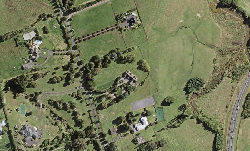 13 Careyme Road, Karaka, Papakura - Carousel 1