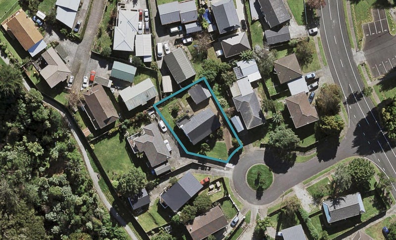 5 Matua Place, Clendon Park, Auckland - Carousel 1
