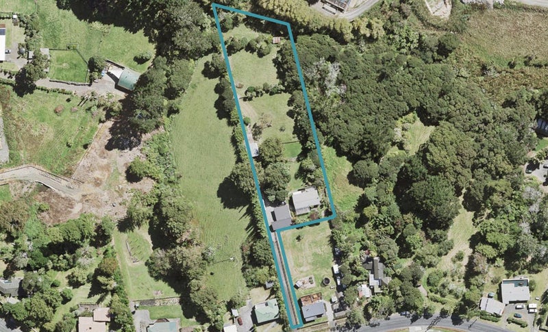 29 Mcentee Road, Waitakere, Auckland - Carousel 1