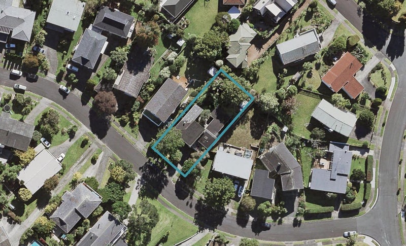 7 Gretel Place, Hillcrest, Auckland - Carousel 1