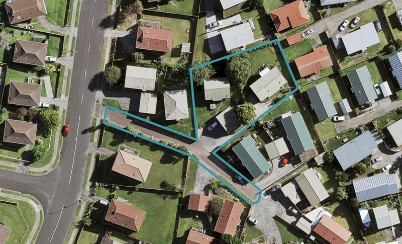 45 Maplesden Drive, Clendon Park, Auckland - Carousel 1