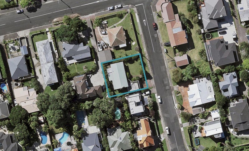 1 Balfour Street, Bayswater, Auckland - Carousel 1