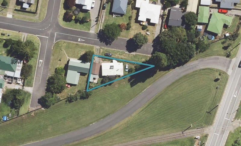 8 Scott Street, Elgin, Gisborne - Carousel 1