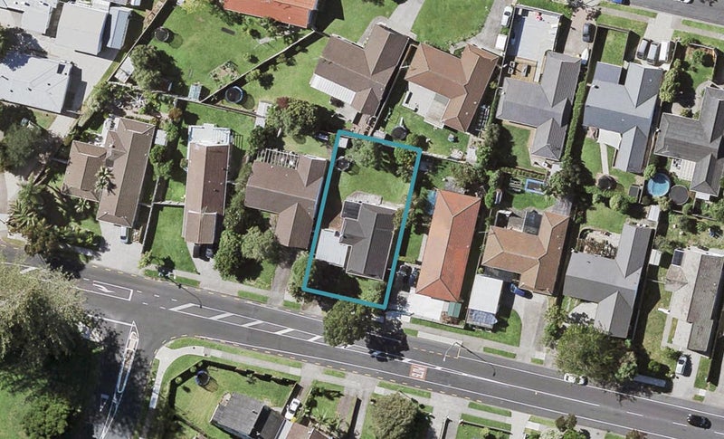 26 Butley Drive, Farm Cove, Auckland - Carousel 1