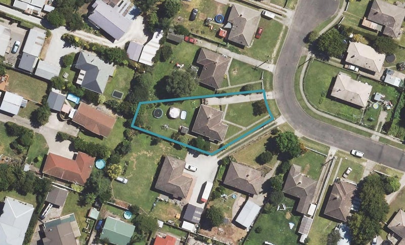 30 Churchill Crescent, Te Hapara, Gisborne - Carousel 1