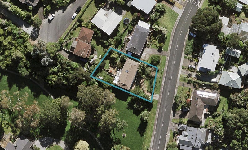 36 Frederick Street, Hillsborough, Auckland - Carousel 1