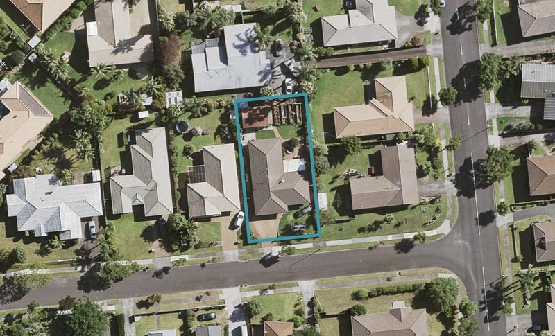 5 Perotti Place, Conifer Grove, Takanini - Carousel 1