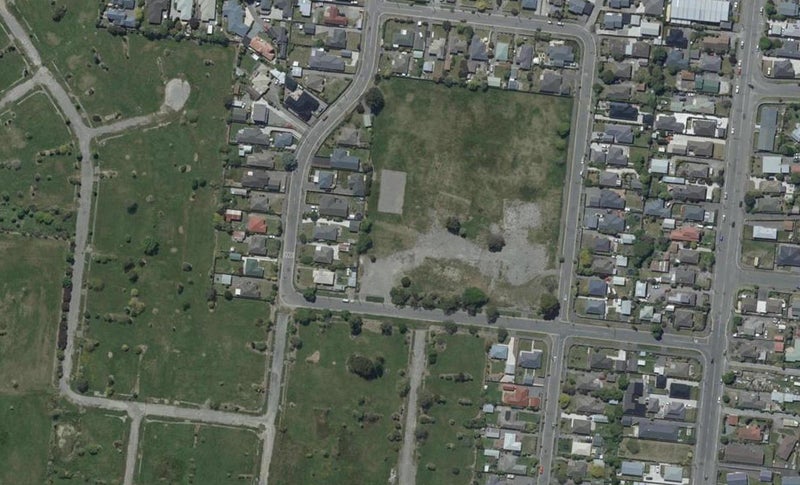 7 Freeville Place, New Brighton, Christchurch - Carousel 1