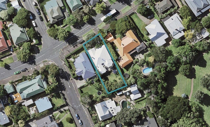 26 Albert Road, Devonport, Auckland - Carousel 1