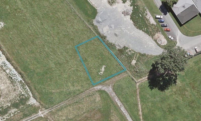 2 Gilruth Road, Wallaceville, Upper Hutt - Carousel 1