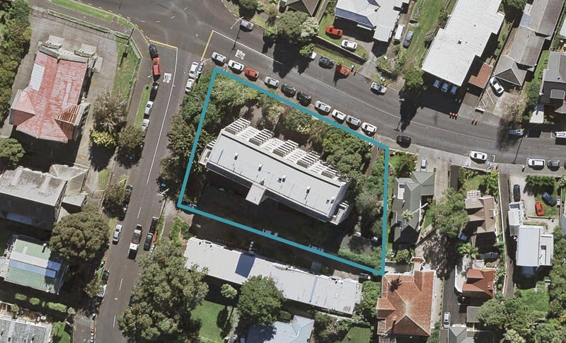 13/44 Esplanade Road, Mount Eden, Auckland - Carousel 1
