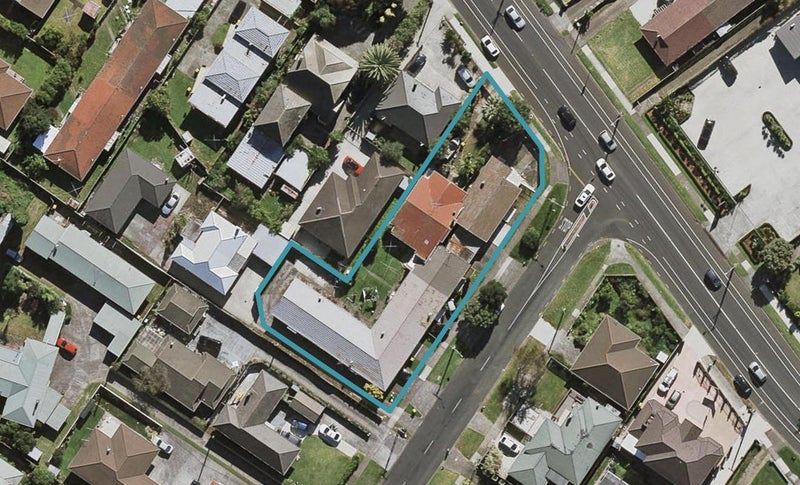 1/60 Central Avenue, Papatoetoe, Auckland - Carousel 1