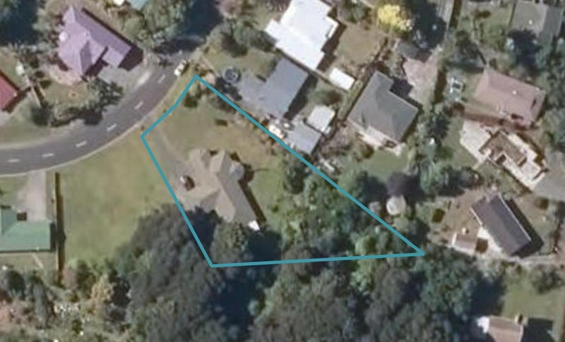 13 Beverley Crescent, Whangarei - Carousel 1