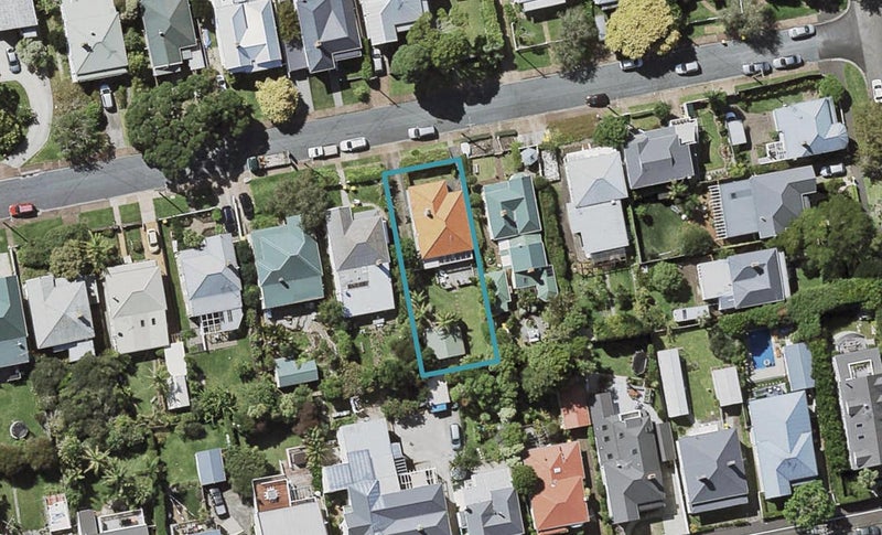 7 St Leonards Road, Devonport, Auckland - Carousel 1