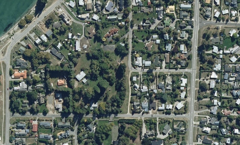 1 Annahs Place, Wanaka, Wānaka - Carousel 1