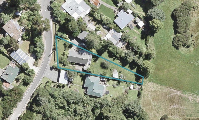 13A Avian Road, Blue Mountains, Upper Hutt - Carousel 1