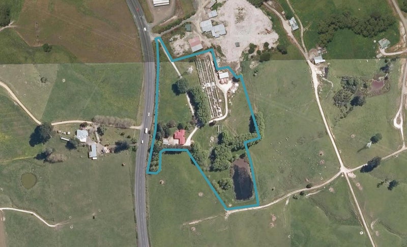 1798A State Highway 1, Kaiwaka - Carousel 1