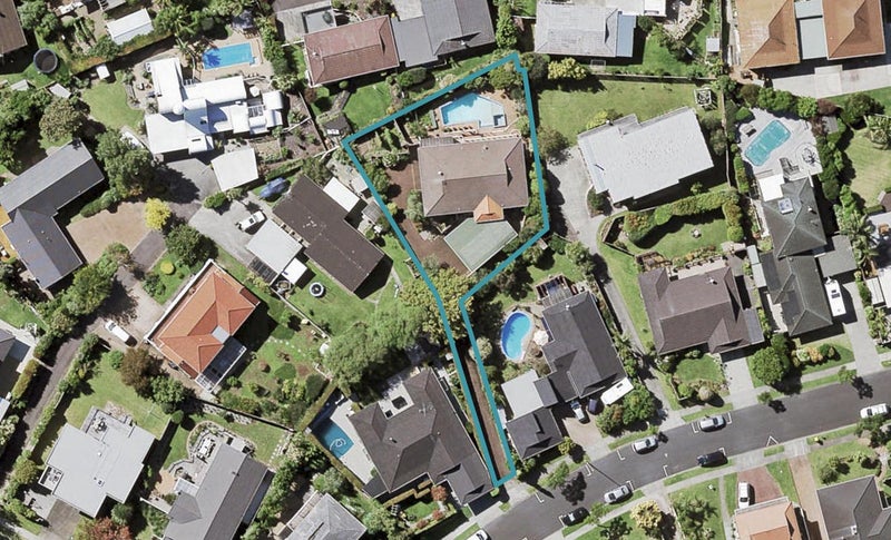 6 Paykel Avenue, Farm Cove, Auckland - Carousel 1