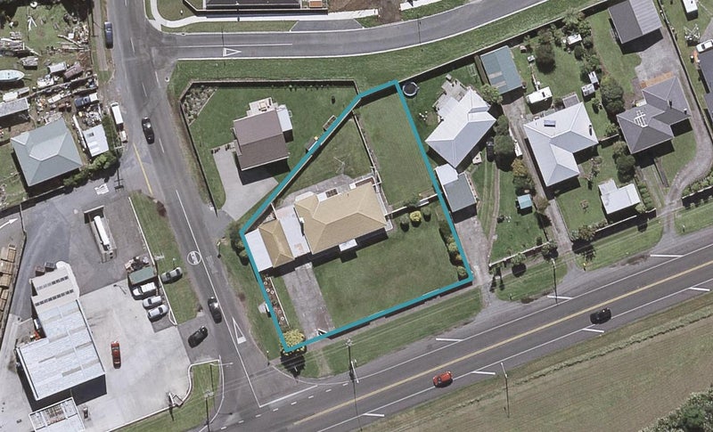 1135 Devon Road, Bell Block, New Plymouth - Carousel 1