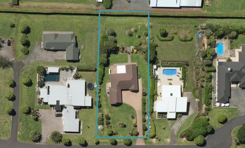 15 Tullamore, Maunu, Whangarei - Carousel 1