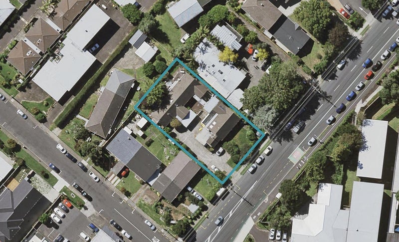 1/195 Shakespeare Road, Milford, Auckland - Carousel 1