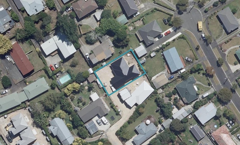26A Mount View Road, Melville, Hamilton - Carousel 1