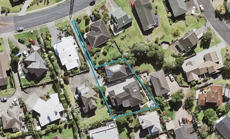 18 Strathnaver Crescent, Lynfield, Auckland - Carousel 1