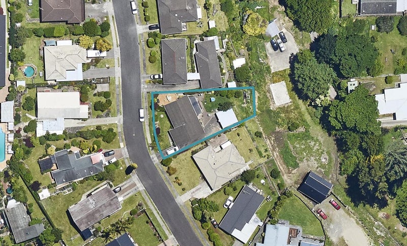 8 Norrie Street, Te Puke, Te Puke - Carousel 1
