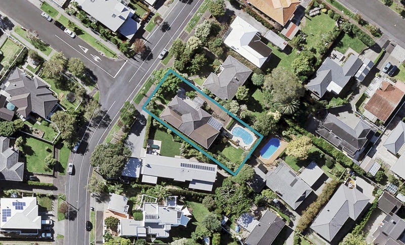 17 Kesteven Avenue, Glendowie, Auckland - Carousel 1