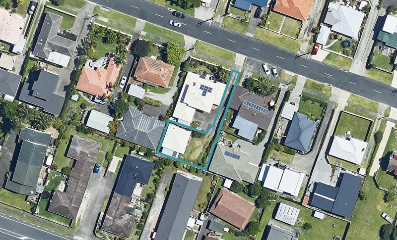 28B Ngatai Road, Otumoetai, Tauranga - Carousel 1