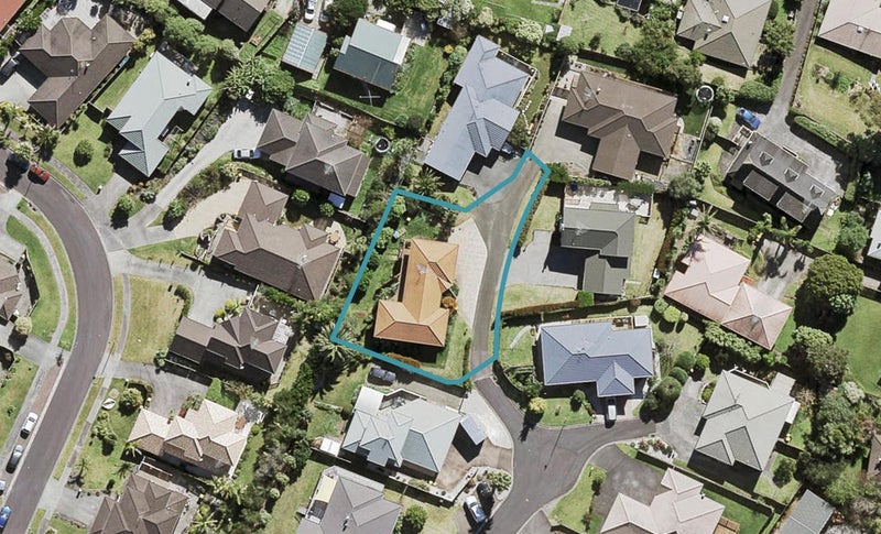14 Mannikin Place, Unsworth Heights, Auckland - Carousel 1