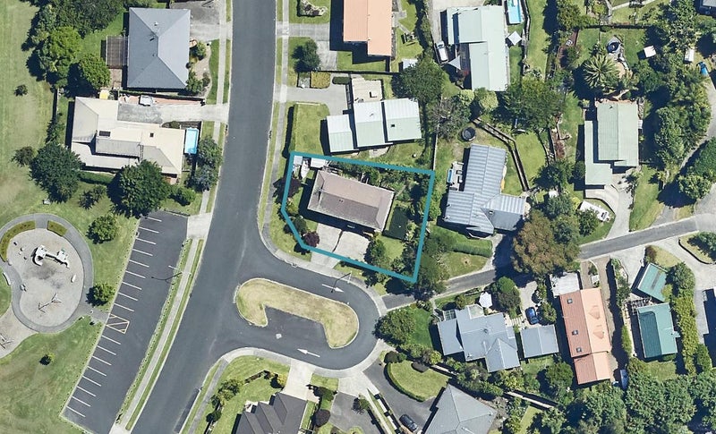 1 Katherine Place, Bellevue, Tauranga - Carousel 1