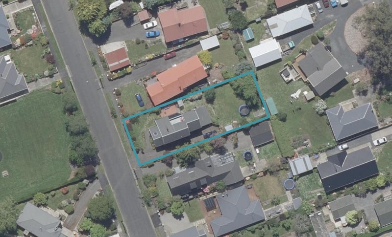 9 Lambert Street, Abbotsford, Dunedin - Carousel 1
