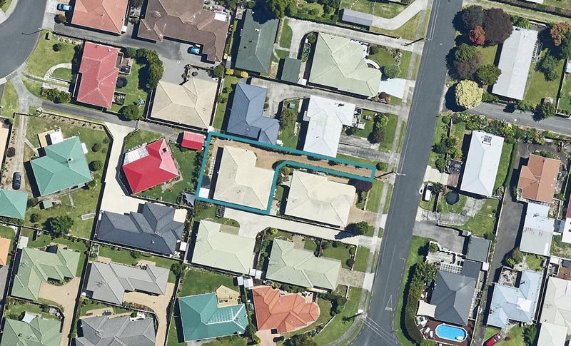 27B Short Street, Otumoetai, Tauranga - Carousel 1