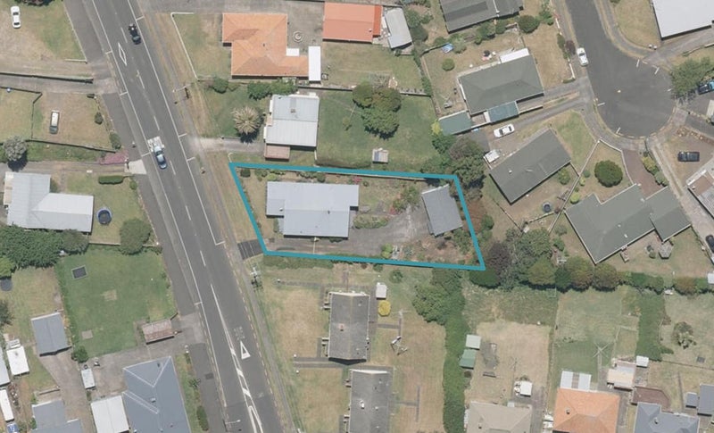 10 Totara Street, Tawhero, Whanganui - Carousel 1
