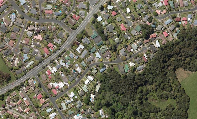 15 Clarkson Crescent, Maunu, Whangarei - Carousel 1