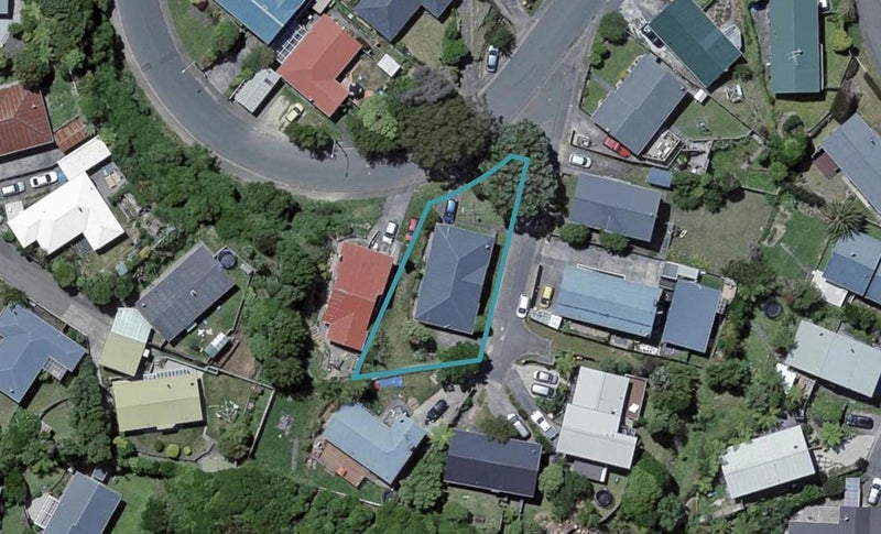 2A Merritt Way, Newlands, Wellington - Carousel 1
