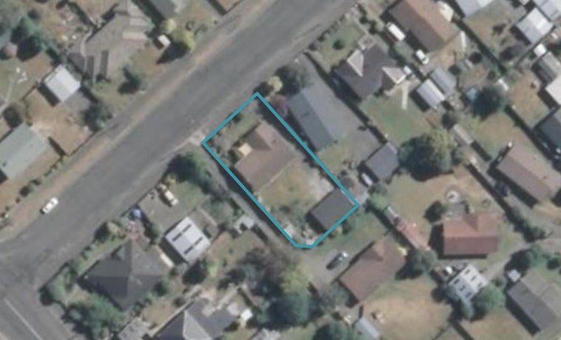 10 Brucefield Avenue, Netherby, Ashburton - Carousel 1